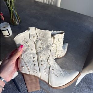 White Embroidered Western Boots